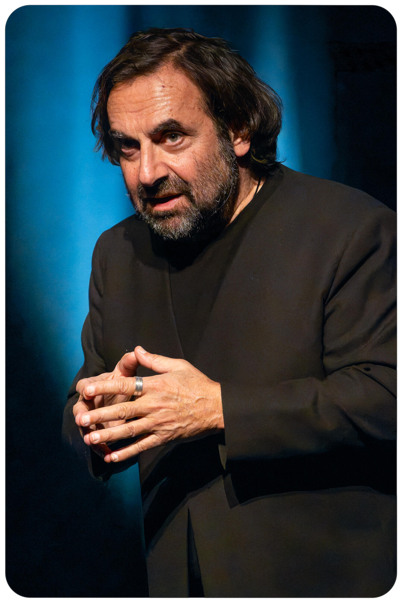 ANDRÉ MANOUKIAN